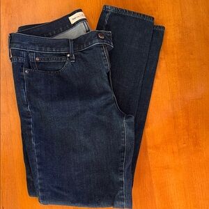 Elegant Denim Skinny Jeans
